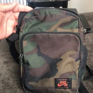 Nike camouflage cross body bag